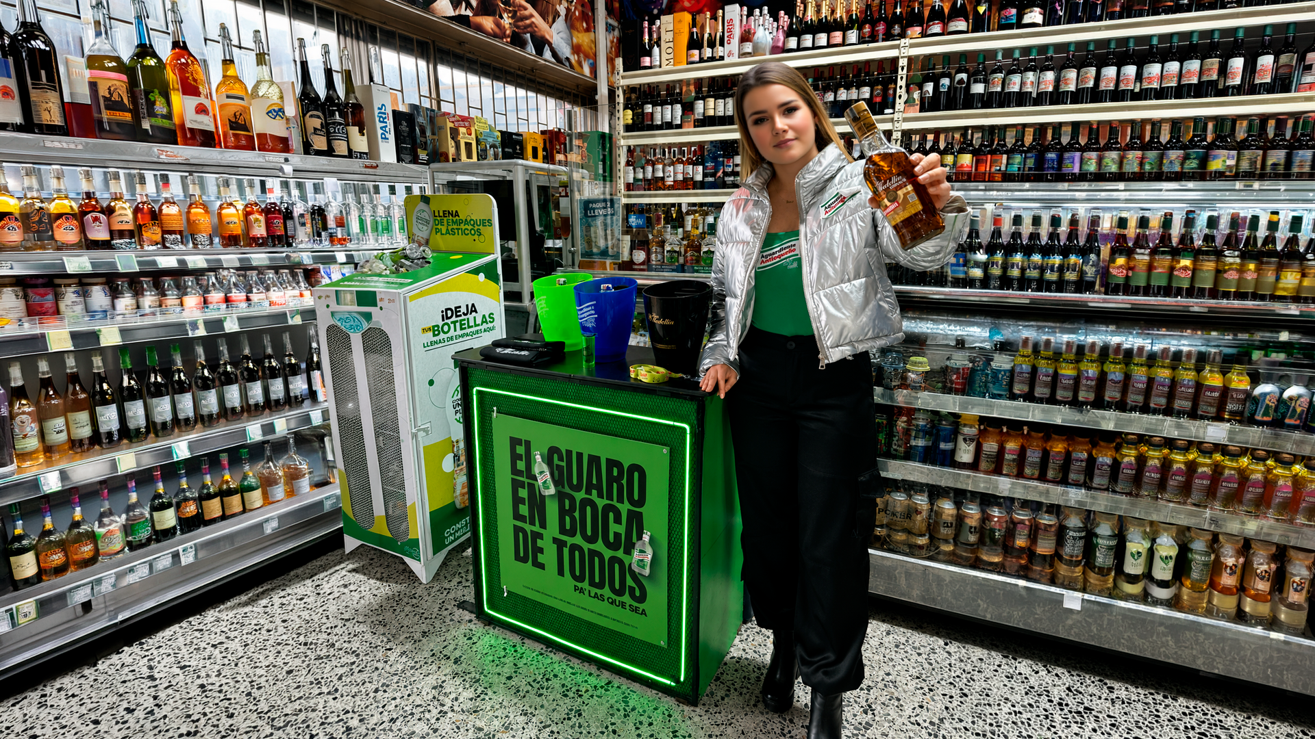 Un counter publicitario es una estructura ideal para activaciones, degustaciones y eventos, ya que ofrece un espacio práctico para exhibir productos, atender al público y reforzar la identidad de marca. Su diseño permite personalizarlo completamente y hacerlo destacar en el punto de contacto con el cliente.